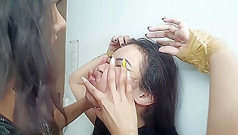 Sexy milf shows off her black ass and i