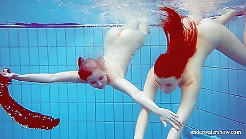 Hot milf with a sexy body and taking facial