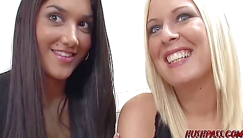 Riley Evans Is The Perfect Muff Munching Cohost