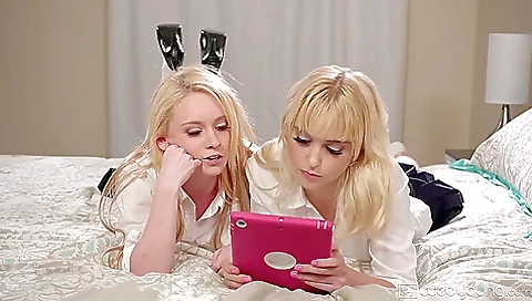 Clhoe Sherry, Athena Rayne